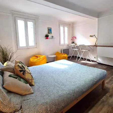 Apartment Les Halles - Studio Coeur De - Hyper Centre *